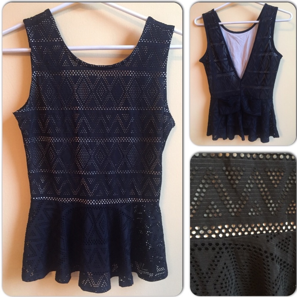 Sleeveless peplum stretch Black knit mesh top bow on back size M
